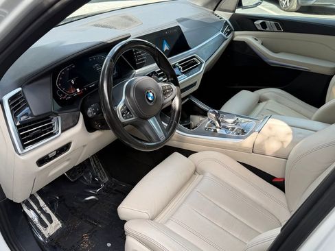 Used 2022 BMW X5 xDrive40i w/ M Sport Package AWD/4WD image 24