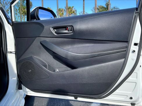 Used 2023 Toyota Corolla LE w/ Carpet Mat Package (TMS) FWD image 21