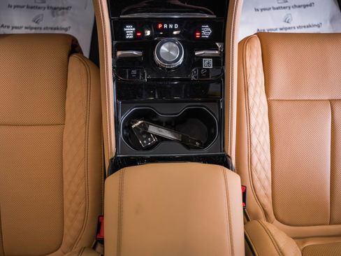 New 2025 Jeep Grand Cherokee Summit image 28