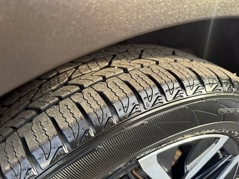 Used 2024 Toyota Crown XLE image 13