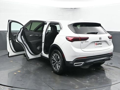Used 2024 Buick Envision Preferred image 57