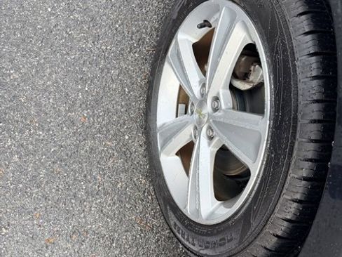 Used 2015 Chevrolet Cruze LT image 12