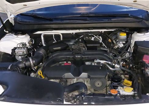 Used 2017 Subaru Outback 2.5i Premium image 25