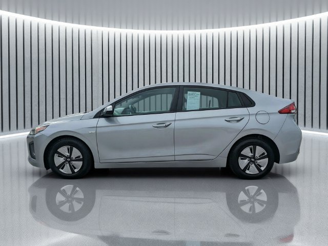 Used 2020 Hyundai Ioniq Blue FWD image 7