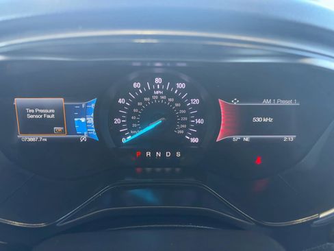 Used 2019 Ford Fusion SE image 11