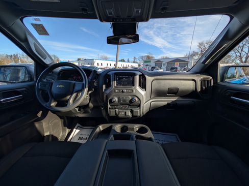 Certified 2022 Chevrolet Silverado 1500 Custom w/ LPO, Dark Essentials Package image 2