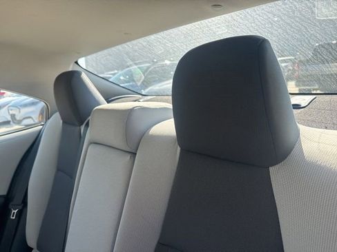 Used 2024 Toyota Corolla LE image 8