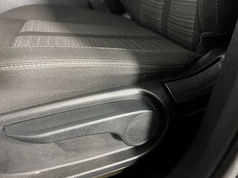 Used 2024 Kia Sorento LX image 21