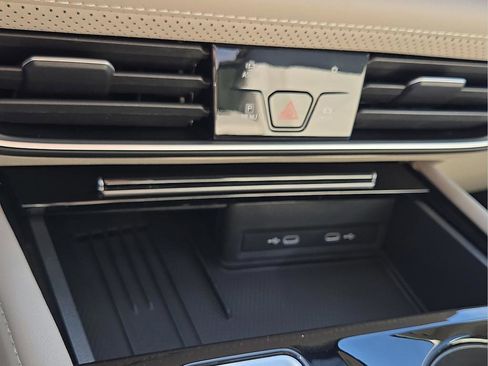 New 2026 Volkswagen Atlas SE image 20