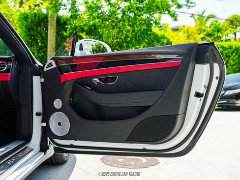 Used 2020 Bentley Continental GT V8 First Edition image 44