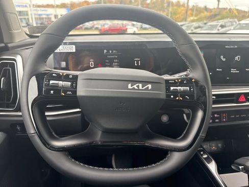 New 2026 Kia Sorento S image 10