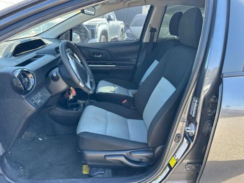 Used 2017 Toyota Prius C Two FWD image 10