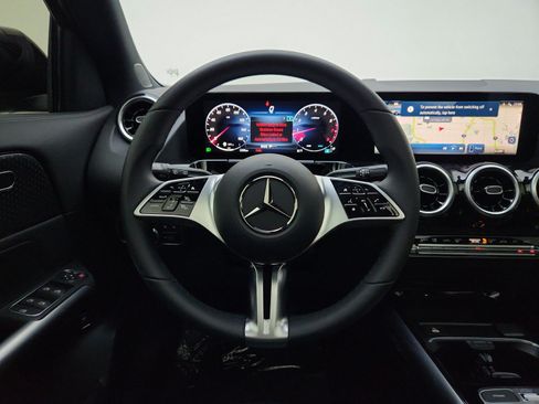 Certified 2026 Mercedes-Benz GLA 250 image 33