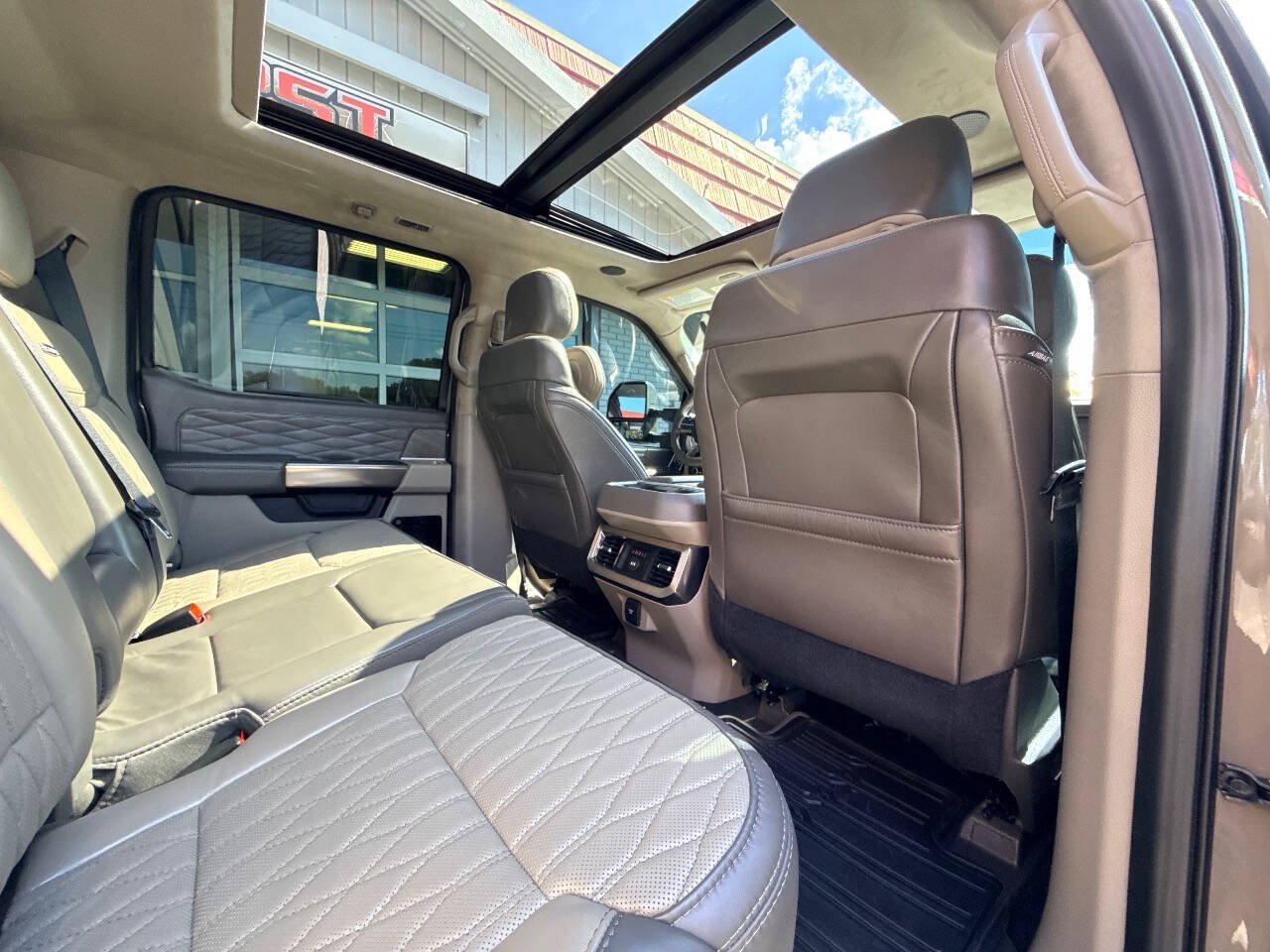 Used 2026 Ford F450 Platinum w/ Platinum Plus Package AWD/4WD image 42