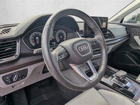 Used 2024 Audi Q5 2.0T Premium Plus image 11