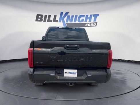 Used 2023 Toyota Tundra SR5 w/ SR5 Convenience Package AWD/4WD image 4