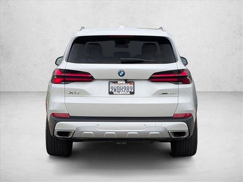 Used 2026 BMW X5 xDrive50e w/ Parking Assistance Package AWD/4WD image 7
