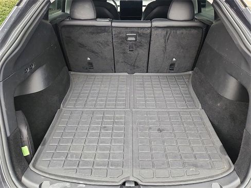 Used 2022 Tesla Model Y Performance image 30