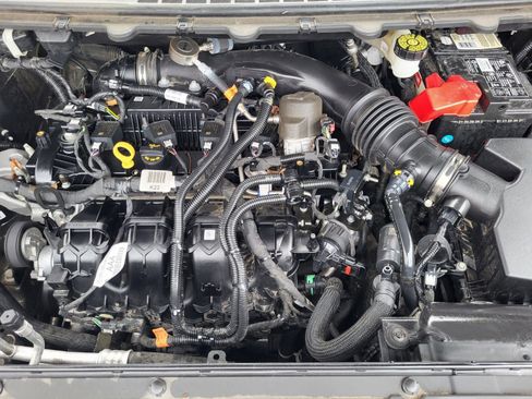 Certified 2022 Ford Edge SE image 32