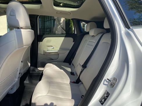 Used 2025 Mercedes-Benz GLA 250 image 18