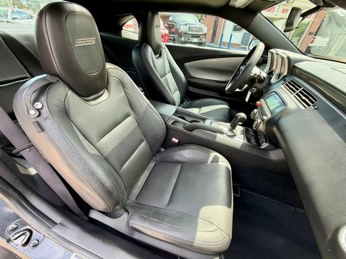 Used 2010 Chevrolet Camaro SS w/ RS Package RWD image 10