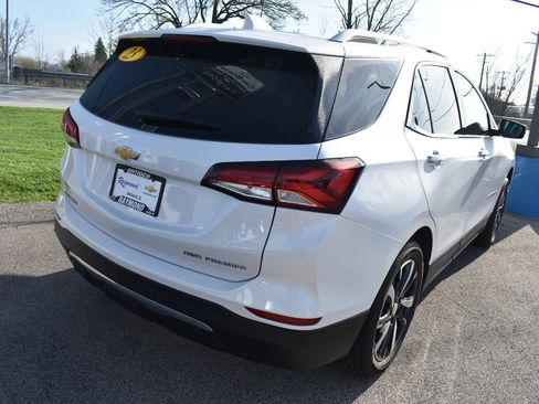 Used 2023 Chevrolet Equinox Premier image 3