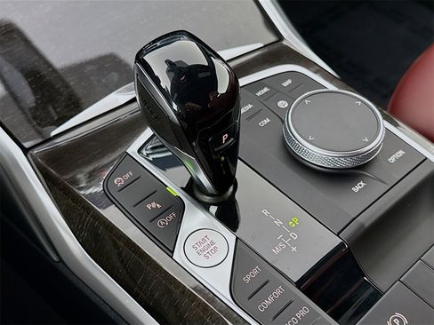 Certified 2023 BMW 430i Convertible w/ Convenience Package image 17