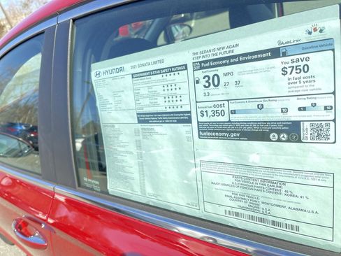 Used 2021 Hyundai Sonata Limited w/ Preferred Accessory Package image 25