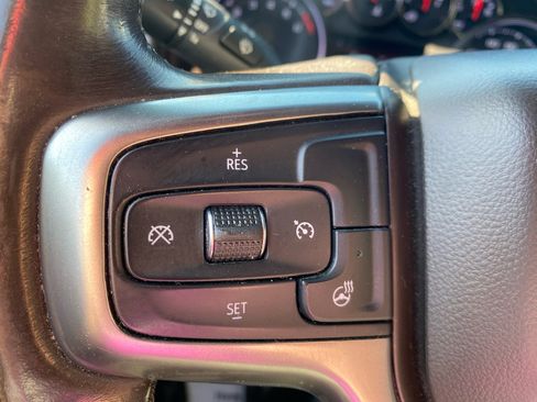 Used 2022 Chevrolet Silverado 1500 LT image 24