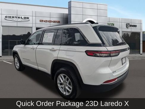 Used 2025 Jeep Grand Cherokee Laredo X image 6