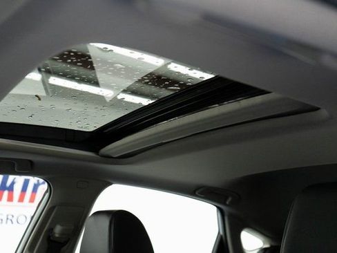 Certified 2024 Honda Civic EX-L image 4