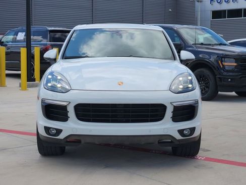 Used 2017 Porsche Cayenne Platinum Edition AWD/4WD image 3