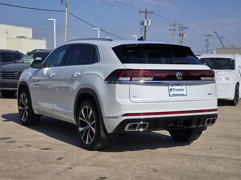 New 2026 Volkswagen Atlas Cross Sport SEL Premium R-Line image 3