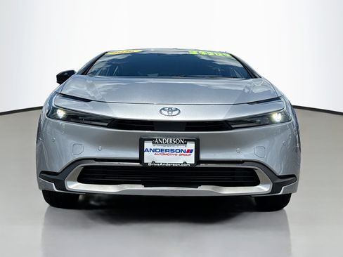 Used 2026 Toyota Prius Plug-In Hybrid FWD image 17
