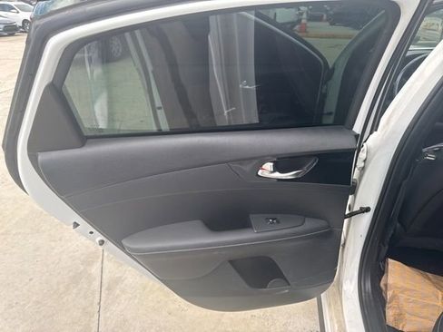 Used 2024 Kia Forte GT-Line w/ GT-Line Premium Package FWD image 13