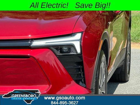Used 2024 Chevrolet Blazer EV LT AWD/4WD image 45