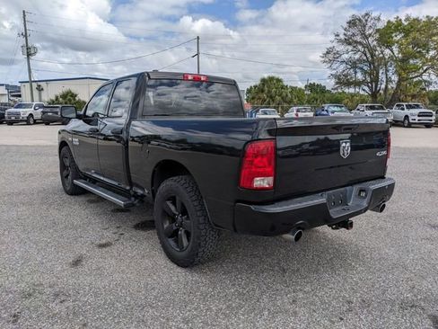 Used 2017 RAM 1500 Express w/ Express Value Package AWD/4WD image 6