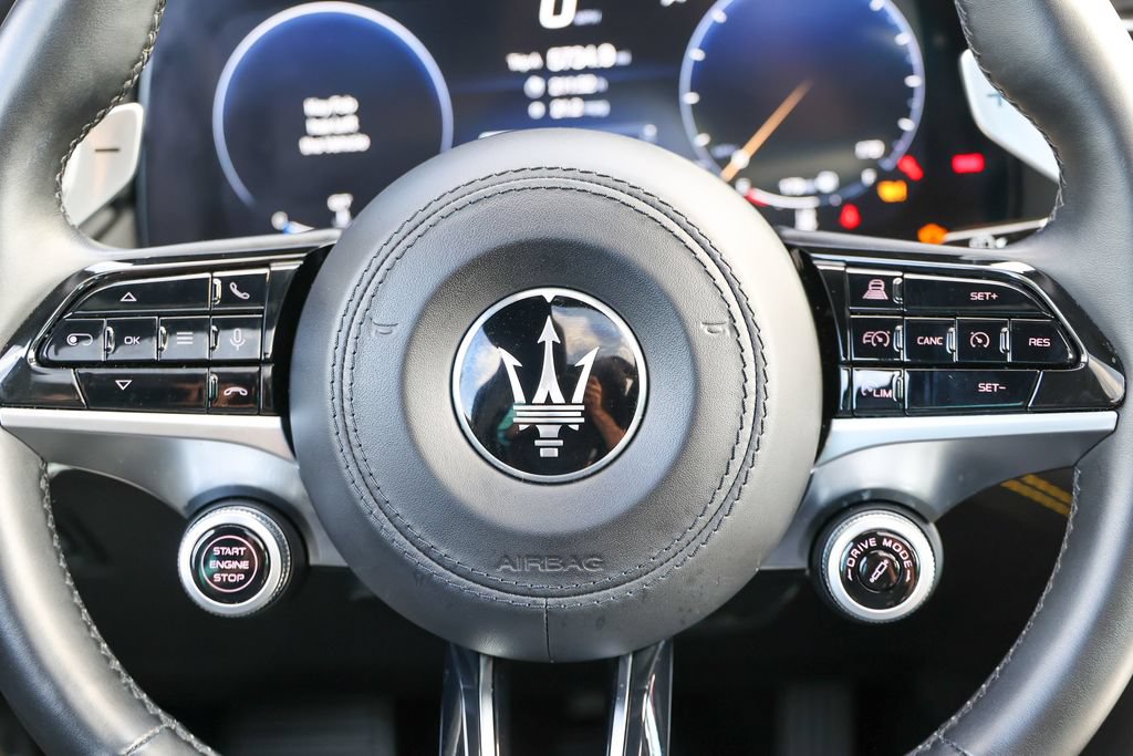 Used 2023 Maserati Grecale Modena AWD/4WD image 8