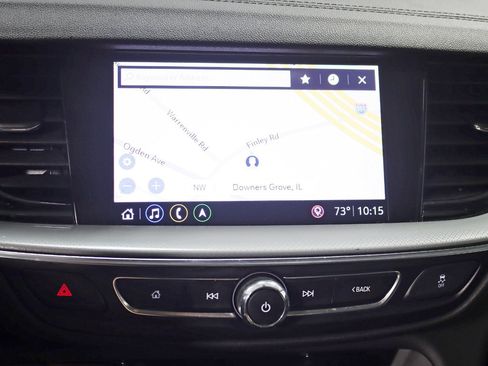 Used 2018 Buick Regal Preferred w/ Sights and Sounds Package AWD/4WD image 18