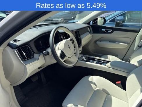 Used 2023 Volvo XC60 B5 Plus w/ Climate Package image 4