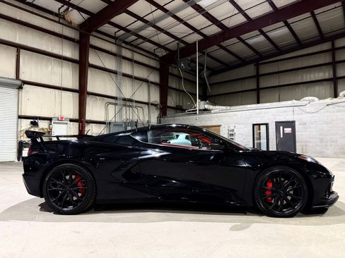 Used 2023 Chevrolet Corvette Stingray Premium Cpe w/ Z51 Performance Package image 12