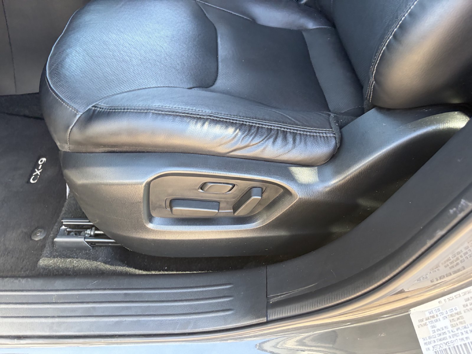 Used 2021 MAZDA CX-9 Touring w/ Touring Premium Package FWD image 26