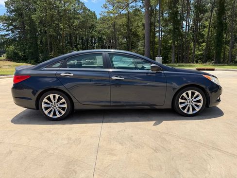 Used 2013 Hyundai Sonata SE FWD image 4