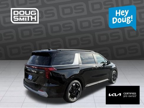 Certified 2026 Kia Carnival EX image 6