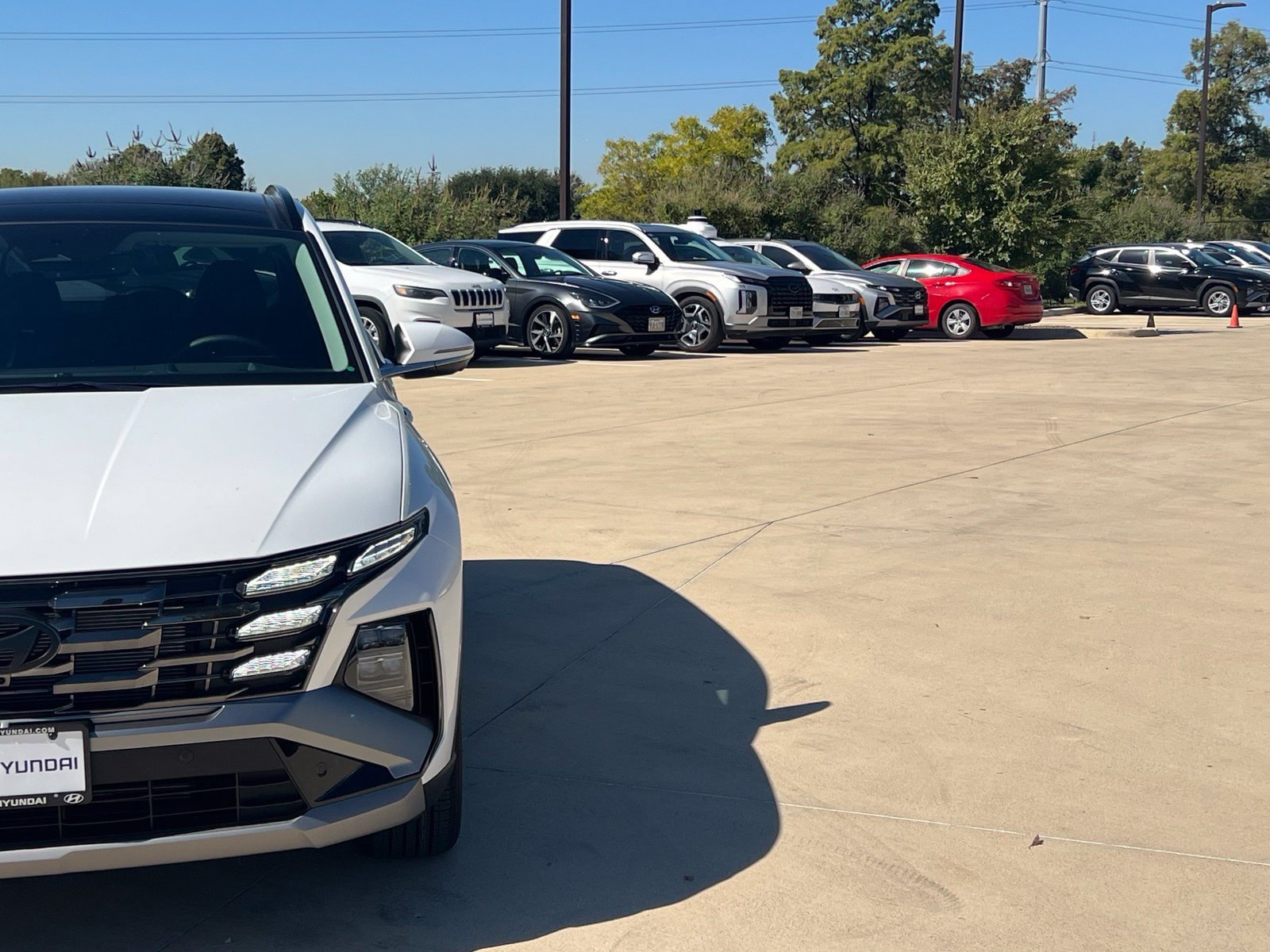 New 2026 Hyundai Tucson Limited FWD image 3