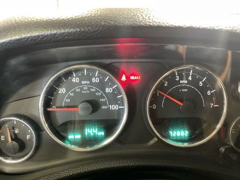Used 2013 Jeep Wrangler Rubicon w/ PWR Convenience Group AWD/4WD image 15