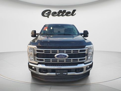 Used 2025 Ford F250 XLT image 2