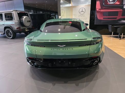 Used 2024 Aston Martin DB12 Coupe RWD image 5