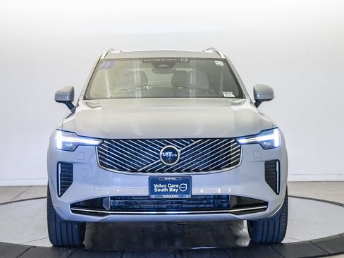 Certified 2026 Volvo XC90 B6 Plus AWD/4WD image 7