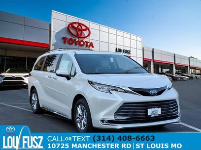 New 2025 Toyota Sienna Limited